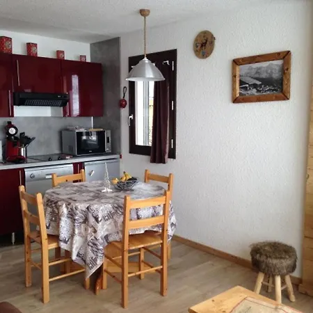 Beau 2 Pieces Renove, Ski Aux Pieds, Wifi, Parking Proche - Fr-1-178-127 سان-مارتن-دي-بيفيل